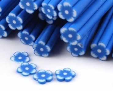 Nail art cane fiore blu